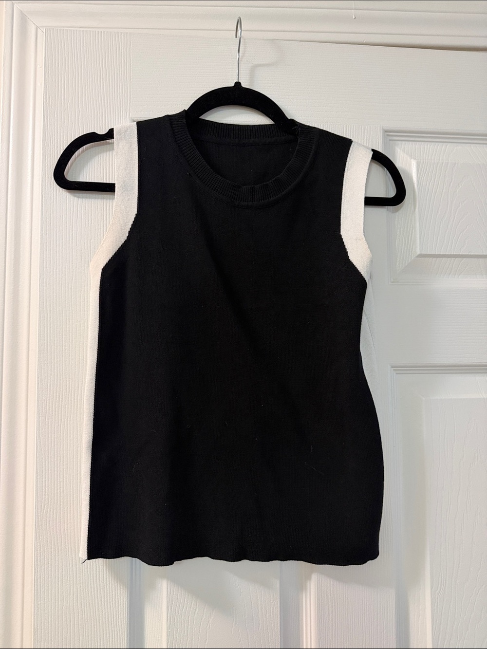 Classic Black & White Sleeveless Knit Top